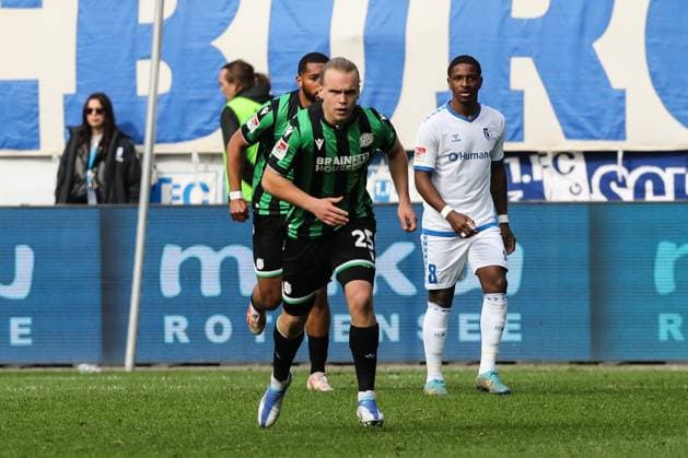 Lars Timo Gindorf Hannover 96,25 2 Soccer Bundesliga Season 2023 2024 1 FC Magdeburg vs Hannover 96 at the MDCC Arena in Magdeburg Action,Soccer,Man,Men,Germany,31 03 2024