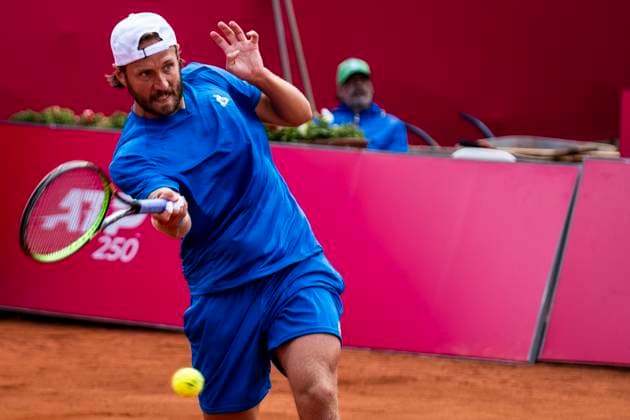 Lucas Pouille Vs Nuno Borges - Millennium Estoril Open 2024 Lucas Pouille is competing against Nuno Borges at the Millennium Estoril Open ATP, Tennis Herren 250 tennis tournament at the Estoril Tennis Club in Estoril, Portugal, on April 1, 2024. Lisbon Portugal  Copyright: xNunoxCruzx originalFilename:cruz-lucaspou240401_np2VU.jpg