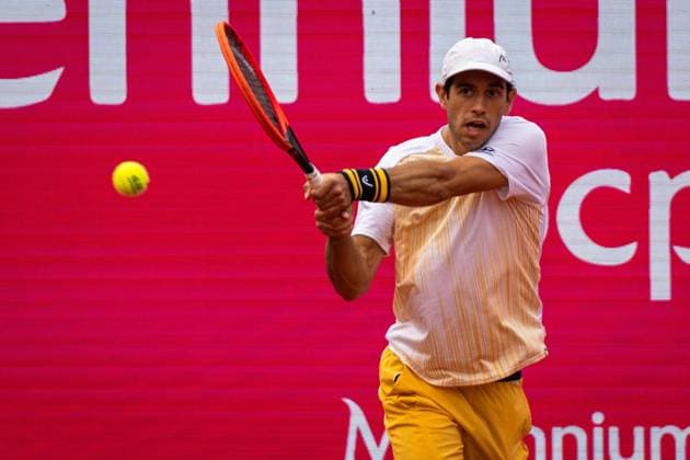 Estoril, Portugal, April 01 2024: Nuno Borges (Portugal) in action during the Millennium Estoril Open match between Lucas Pouille (France) and Nuno Borges (Portugal) at Clube de Tenis do Estoril in Estoril, Portugal. (Pedro Porru SPP) Copyright: xPedroxPorrux xSPPx spp-en-PePoSp-4F8A6942