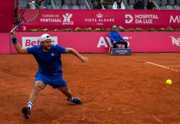 Estoril, Portugal, April 01 2024: Lucas Pouille (France) in action during the Millennium Estoril Open match between Lucas Pouille (France) and Nuno Borges (Portugal) at Clube de Tenis do Estoril in Estoril, Portugal. (Pedro Porru SPP) Copyright: xPedroxPorrux xSPPx spp-en-PePoSp-HE5A4472