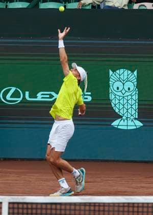 HOUSTON, TX - APRIL 01: Patrick Kypson (USA) serves the ball during the US Clay Court Championship at River Oaks Country Club on April 1, 2024 in Houston, Texas. (Photo by Leslie Plaza Johnson Icon Sportswire) TENNIS: APR 01 US Clay Court Championships EDITORIAL USE ONLY Icon240401040