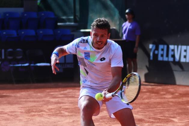 Mexico City Open 2024 Alessandro Giannessi is playing in a singles match against Vasek Pospisil of Canada as part of the Mexico City Open 2024 at the Chapultepec Sports Centre in Mexico City, Mexico, on April 1, 2024. MEXICO Ciudad de Mxico Mexico  Copyright: xSolracxSantiagox originalFilename:santiago-mxicocit240401_npx7Q.jpg