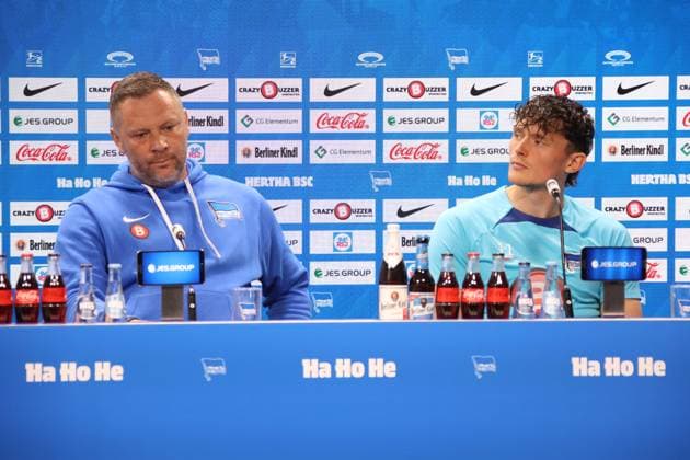 DEU, DFL, 2 FBL, Hertha BSC, Press conference, 03 04 2024, Sportforum, Berlin, DEU, DFL, 2 FBL, Hertha BSC, Press conference, in the picture head coach Pal Dardai Hertha BSC Berlin , Fabian Reese Hertha BSC Berlin 11 DFL regulations prohibit any use of Photographs as image sequences and or quasi video Foto Juergen Engler nordphoto GmbH nordphotoxGmbHx xEngler nph00076
