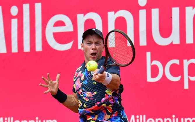 Dominik Koepfer Germany loses in round 1 at the Estoril Open Estoril Open, Portugal, April 3, 2024 Tennis player Dominik Koepfer, Germany, loses in his first round match on the ATP Tour at the Estoril Open in Portugal to Spanish qualifier Pablo Llamas Ruiz Estoril Estoril Tennis Club Lisbon Portugal