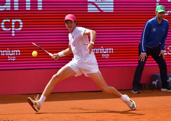 Joao Fonseca Brazil loses in round 1 at the Estoril Open Estoril Open, Portugal, April 3, 2024 Joao Fonseca of Brazil loses in the first round at the Estoril Open in Portugal Estoril Estoril Tennis Club Lisbon Portugal