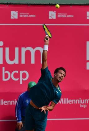 Daniel Altmeier Germany loses in round 1 at the Estoril Open Estoril Open, Portugal, April 3, 2024 Germanys Daniel Altmeier loses to Spains Pedro Martinez in the first round at the Estoril Open in Portugal Estoril Estoril Tennis Club Lisbon Portugal