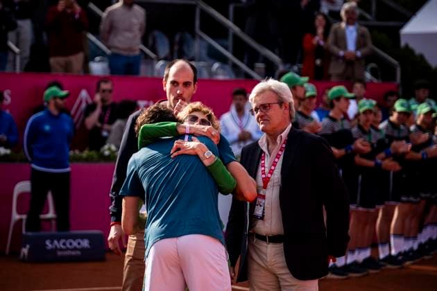 Homage To Tennis Player Joao Sousa At Millennium Estoril Open 2024 Joao Sousa is saying goodbye to the tennis courts and is being honored by the Millennium Estoril Open organization, with his family present, at the Estoril Tennis Club in Estoril, Portugal, on April 3, 2024. Lisbon Portugal  Copyright: xNunoxCruzx originalFilename:cruz-homageto240403_npEUp.jpg