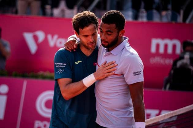 Arthur Fils v Joao Sousa - Millennium Estoril Open 2024 Arthur Fils is competing against Joao Sousa from Portugal during the Millennium Estoril Open ATP, Tennis Herren 250 tennis tournament at the Estoril Tennis Club in Estoril, Portugal, on April 3, 2024. Lisbon Portugal  Copyright: xNunoxCruzx originalFilename:cruz-arthurfi240403_np4nw.jpg
