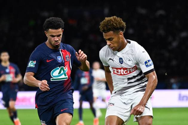 Warren ZAIRE EMERY ( 33 - PSG ) and Desire DOUE ( 33 - Rennes ) during the French Cup match between Paris Saint Germain and Stade Rennais at Parc des Princes on April 03, 2024 in Paris, France. ( Photo by federico pestellini panoramic ) - FOOTBALL : PSG vs Rennes - Coupe de France - 03 04 2024 FedericoPestellini Panoramic 
