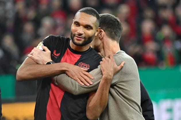 03 04 2024, xjrdrx, Fußball DFB Pokal 1 2 Finale, Bayer 04 Leverkusen Fortuna Düsseldorf emspor, v l Jubel Freude über über den Sieg, den Einzug in das Pokalfinale in Berlin Bayer Leverkusen Jonathan Tah Bayer Leverkusen Trainer Xabi Alonso Bayer Leverkusen DFL DFB REGULATIONS PROHIBIT ANY USE OF PHOTOGRAPHS as IMAGE SEQUENCES and or QUASI VIDEO Leverkusen