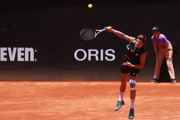 Mexico City Open - Day 4 Apr 3, 2024, Mexico City, Mexico: Maxime Janvier (FRA) serves to Giovanni Mpetshi Perricard (FRA) during the Day 4 of the Mexico City Open at Deportivo Chapultepec. on Apr 3, 2024, Mexico City, Mexico. (Photo by Carlos Santiago Eyepix Group) Copyright: xCarlosxSantiago xEyepixxGroupx CS_03042024_116349
