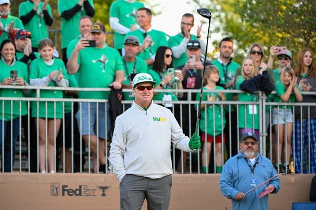 SAN ANTONIO, TX - APRIL 04: Charley Hoffman (USA) looks over his tee shot on 10 in front of a sea of green tee shirts commemorating his 500th PGA, Golf Herren Tour career start during Rd1 of the Valero Texas Open at TPC San Antonio (Oaks Course) on April 4, 2024, in San Antonio, Texas. (Photo by Ken Murray Icon Sportswire) GOLF: APR 04 PGA Valero Texas Open EDITORIAL USE ONLY Icon2404040041