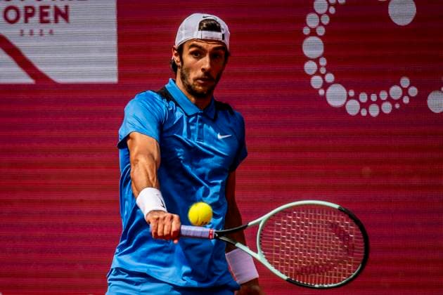 Nuno Borges v Lorenzo Musetti - Estoril Open 2024 Nuno Borges from Portugal is competing against Lorenzo Musetti from Italy during the Millennium Estoril Open ATP, Tennis Herren 250 tennis tournament at the Estoril Tennis Club in Estoril, Portugal, on April 4, 2024. Lisbon Portugal  Copyright: xNunoxCruzx originalFilename:cruz-nunoborg240404_npZfz.jpg