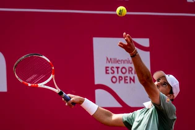 Richard Gasquet Vs Dominic Thiem - Millennium Estoril Open 2024 Richard Gasquet from France is competing against Dominic Thiem from Austria during the Millennium Estoril Open ATP, Tennis Herren 250 tennis tournament at the Estoril Tennis Club in Estoril, Portugal, on April 4, 2024. Lisbon Portugal  Copyright: xNunoxCruzx originalFilename:cruz-richardg240404_npGnM.jpg