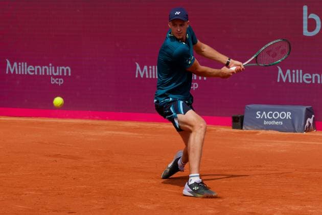 Estoril, Portugal, April 04 2024: Hubert Hurkacz (Poland) in action during the Millennium Estoril Open match between Jan Choinski (United Kingdom) and Hubert Hurkacz (Poland) at Clube de Tenis do Estoril in Estoril, Portugal. (Pedro Porru SPP) Copyright: xPedroxPorrux xSPPx spp-en-PePoSp-4F8A9251