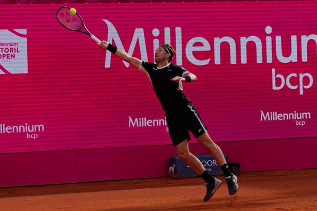 Estoril, Portugal, April 04 2024: Casper Ruud (Norway) in action during the Millennium Estoril Open match between Casper Ruud (Norway) and Botic van de Zandschulp (Netherlands) at Clube de Tenis do Estoril in Estoril, Portugal. (Pedro Porru SPP) Copyright: xPedroxPorrux xSPPx spp-en-PePoSp-4F8A9876
