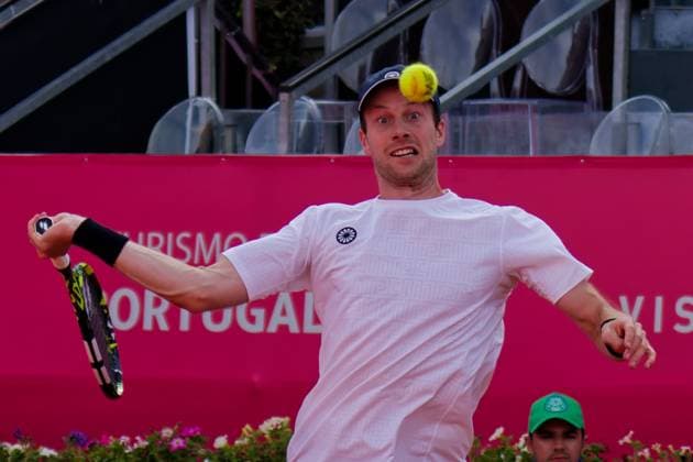 Estoril, Portugal, April 04 2024: Botic van de Zandschulp (Netherlands) in action during the Millennium Estoril Open match between Casper Ruud (Norway) and Botic van de Zandschulp (Netherlands) at Clube de Tenis do Estoril in Estoril, Portugal. (Pedro Porru SPP) Copyright: xPedroxPorrux xSPPx spp-en-PePoSp-4F8A9891