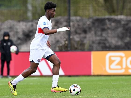 AMSTERDAM - Axel Tape of Paris Saint Germain U17, U 17 during the Ajax Future Cup 2024 match between Paris Saint Germain o17 and RSC Anderlecht o17 at De Toekomst sports complex on April 1, 2024 in Amsterdam, Netherlands. ANP Hollandse Hoogte Ajax Future Cup 2024 2024 xVIxANPxSportx xGerritxvanxKeulenxIVx 495205954 originalFilename: 495205954.jpg