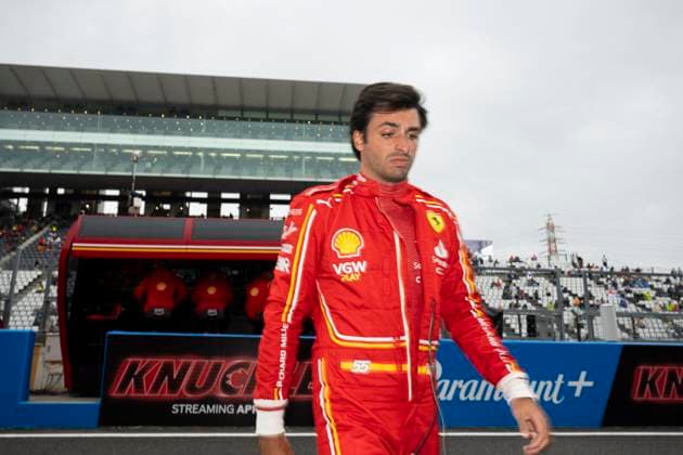 April 5, 2024, Suzuka, Mie, Japan: CARLOS SANIZ (SPA) of Scuderia Ferrari 55 during FP2 on practice day of the 2024 Formula 1 Japanese Grand Prix. Most F1 teams refused to run the practice session due to a very light, sporadic drizzle which would affect data collection, leaving race fans cold in the rain. Suzuka Japan - ZUMAb177 20240405_aap_b177_002 Copyright: xTaidghxBarronx