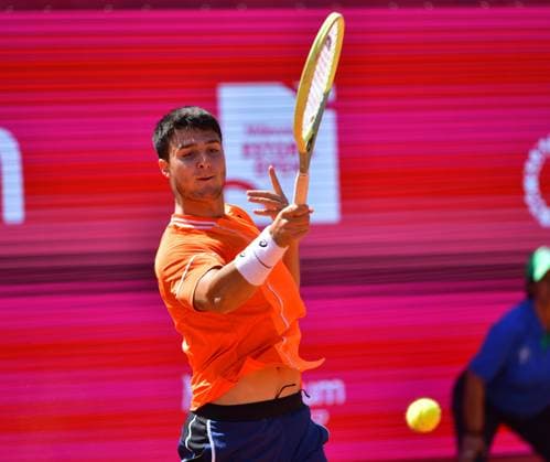 Pablo Llamas Ruiz Spain in his current quarterfinal Estoril Open, Portugal, April 5, 2024 Pablo Llamas Ruiz Spain in his current quarterfinal of the Estoril Open in Portugal against Hubert Hurkacz from Poland not in the picture Estoril Estoril Tennis Club Lisbon Portugal