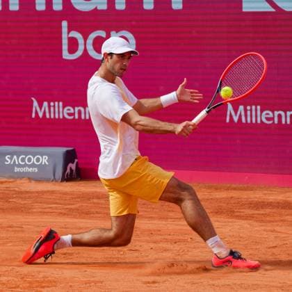 Estoril, Portugal, April 05 2024: Nuno Borges (Portugal) in action during the Millennium Estoril Open match between Cristian Garin (Chile) and Nuno Borges (Portugal) at Clube de Tenis do Estoril in Estoril, Portugal. (Pedro Porru SPP) Copyright: xPedroxPorrux xSPPx spp-en-PePoSp-4F8A0794