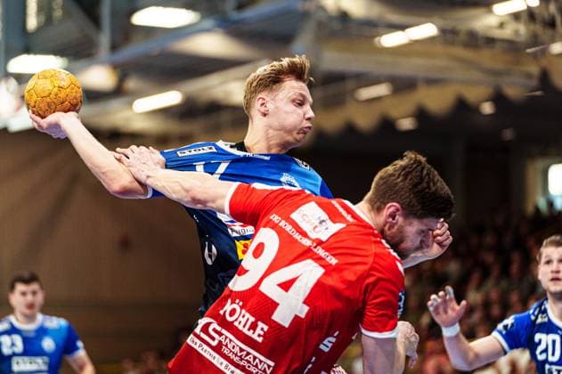 Niko Blaauw VfL Luebeck Schwartau, 17 , Georg Poehle HSG Nordhorn Lingen, 94 GER, VfL Luebeck Schwartau vs HSG Nordhorn Lingen, Handball, 2 Bundesliga, Matchday 27, Season 2023 2024, 05 04 2024 GER, VfL Luebeck Schwartau vs HSG Nordhorn Lingen, Handball, 2 Bundesliga, Matchday 27, Season 2023 2024, 05 04 2024 Luebeck Copyright: xEibner-Pressefoto MarcelxvonxFehrnx EP_MFN