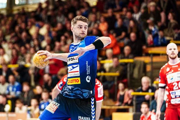 7 meter throw goal Jan Eric Speckmann VfL Luebeck Schwartau, 45 GER, VfL Luebeck Schwartau vs HSG Nordhorn Lingen, Handball, 2 Bundesliga, Matchday 27, Season 2023 2024, 05 04 2024 GER, VfL Luebeck Schwartau vs HSG Nordhorn Lingen, Handball, 2 Bundesliga, Matchday 27, Season 2023 2024, 05 04 2024 Luebeck Copyright: xEibner-Pressefoto MarcelxvonxFehrnx EP_MFN
