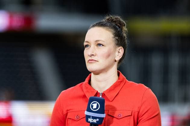 UEFA Womens European Qualifiers Austria Germany 05 04 2024 Almuth Schult TV expert and national player UEFA Womens European Qualifiers Austria Germany Raiffeisen Arena, Linz, 05 04 2024 Copyright: xBEAUTIFULxSPORTS Wunderlx