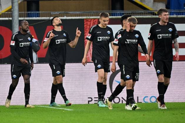Paderborn, Home Deluxe Arena, 05 04 24, GER, Herren, 2 Bundesliga, Saison 2023 2024, SC Paderborn 07 Hertha BSC Berlin Bild Visar MUSLIU Paderborn jubilates after his goal to 2 1 Only for editorial use DFL regulations prohibit any use of photographs as image sequences and or quasi video NRW Germany