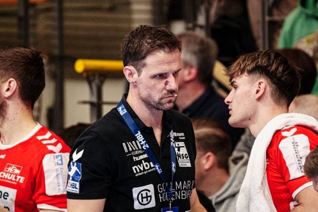 Daniel Kubes HSG Nordhorn Lingen, Coach GER, VfL Luebeck Schwartau vs HSG Nordhorn Lingen, Handball, 2 Bundesliga, Matchday 27, Season 2023 2024, 05 04 2024 GER, VfL Luebeck Schwartau vs HSG Nordhorn Lingen, Handball, 2 Bundesliga, Matchday 27, Season 2023 2024, 05 04 2024 Luebeck Copyright: xEibner-Pressefoto MarcelxvonxFehrnx EP_MFN