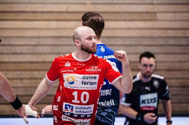 Goal celebration Maximilian Lux HSG Nordhorn Lingen, 10 GER, VfL Luebeck Schwartau vs HSG Nordhorn Lingen, Handball, 2 Bundesliga, Matchday 27, Season 2023 2024, 05 04 2024 GER, VfL Luebeck Schwartau vs HSG Nordhorn Lingen, Handball, 2 Bundesliga, Matchday 27, Season 2023 2024, 05 04 2024 Luebeck Copyright: xEibner-Pressefoto MarcelxvonxFehrnx EP_MFN