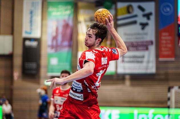 Throw Goal Jakub Stryc HSG Nordhorn Lingen, 17 GER, VfL Luebeck Schwartau vs HSG Nordhorn Lingen, Handball, 2 Bundesliga, Matchday 27, Season 2023 2024, 05 04 2024 GER, VfL Luebeck Schwartau vs HSG Nordhorn Lingen, Handball, 2 Bundesliga, Matchday 27, Season 2023 2024, 05 04 2024 Luebeck Copyright: xEibner-Pressefoto MarcelxvonxFehrnx EP_MFN