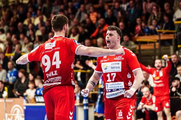 Goal celebration Jakub Stryc HSG Nordhorn Lingen, 17 , Georg Poehle HSG Nordhorn Lingen, 94 GER, VfL Luebeck Schwartau vs HSG Nordhorn Lingen, Handball, 2 Bundesliga, Matchday 27, Season 2023 2024, 05 04 2024 GER, VfL Luebeck Schwartau vs HSG Nordhorn Lingen, Handball, 2 Bundesliga, Matchday 27, Season 2023 2024, 05 04 2024 Luebeck Copyright: xEibner-Pressefoto MarcelxvonxFehrnx EP_MFN