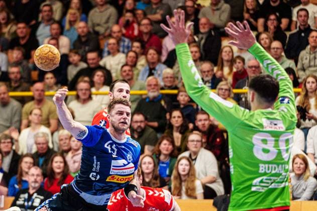 Throw Goal Jan Eric Speckmann VfL Luebeck Schwartau, 45 GER, VfL Luebeck Schwartau vs HSG Nordhorn Lingen, Handball, 2 Bundesliga, Matchday 27, Season 2023 2024, 05 04 2024 GER, VfL Luebeck Schwartau vs HSG Nordhorn Lingen, Handball, 2 Bundesliga, Matchday 27, Season 2023 2024, 05 04 2024 Luebeck Copyright: xEibner-Pressefoto MarcelxvonxFehrnx EP_MFN