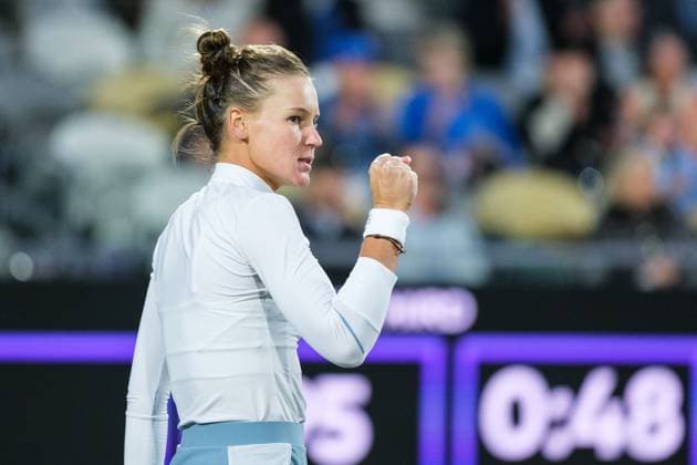 April 5, 2024, Charleston, South Carolina, USA: (9) VERONIKA KUDERMETOVA celebrates during her quarter finals match against (3) MARIA SAKKARI of Greece at the WTA, Tennis Damen 500 Series Credit One Charleston Open Charleston USA - ZUMAv134 20240405_zsp_v134_086 Copyright: xMaxwellxVittoriox