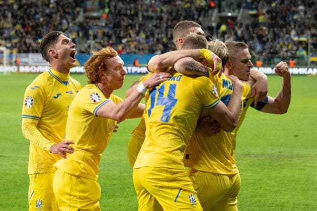 WROCLAW 26.03.2024 FINALOWY MECZ BARAZOWY ELIMINACJE DO MISTRZOSTW EUROPY 2024: UKRAINA - ISLANDIA --- UEFA EURO, EM, Europameisterschaft,Fussball 2024 QUALIFICATION FINAL PLAY-OFF MATCH: UKRIANE - ICELAND radosc po zdobyciu bramki dla Ukrainy , joy after goal for Ukraine, FOT. PAWEL LIPNICKI 400mm.pl NEWSPIX.PL --- Newspix.pl  WI9_8663