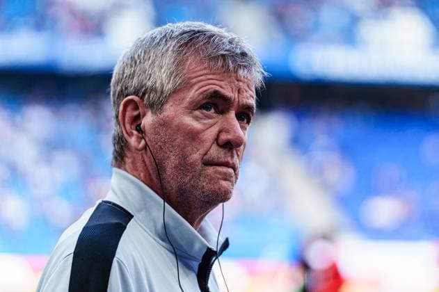 Friedhelm Funkel 1 FC Kaiserslautern, Coach GER, Hamburger SV vs 1 FC Kaiserslautern, Football, 2 Bundesliga, Matchday 28, Season 2023 2024, 06 04 2024 DFL REGULATIONS PROHIBIT ANY USE OF PHOTOGRAPHS AS IMAGE SEQUENCES AND OR QUASI VIDEO GER, Hamburger SV vs 1 FC Kaiserslautern, Football, 2 Bundesliga, Matchday 28, Season 2023 2024, 06 04 2024 Hamburg Copyright: xEibner-Pressefoto MarcelxvonxFehrnx EP_MFN