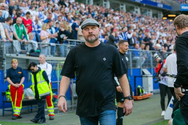 Soccer I Men I Season 2023 2024 I 2 Bundesliga I 28 Matchday I Hamburger SV 1 FC Kaiserslautern I 06 04 2024 Steffen Baumgart Coach, Hamburger SV in focus Hamburg Volksparkstadion Hamburg Germany Copyright: xLobecax xHenningxRohlfsx