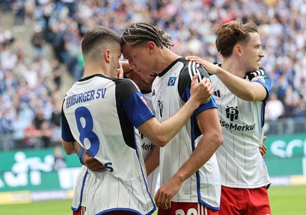 torjubel 1 0 Laszlo Benes HSV 8 Football, Men, Season 2023 2024, 2 BL, Volksparkstadion, Hamburger SV vs 1 FC Kaiserslautern DFL REGULATIONS PROHIBIT ANY USE OF PHOTOGRAPHS AS IMAGE SEQUENCES AND OR QUASI VIDEO