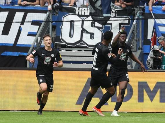 Ragnar Ache 1 FC Kaiserslautern 9 scores the 1 1 here, Cheers Football, Men, Season 2023 2024, 2 BL, Volksparkstadion, Hamburger SV vs 1 FC Kaiserslautern DFL REGULATIONS PROHIBIT ANY USE OF PHOTOGRAPHS AS IMAGE SEQUENCES AND OR QUASI VIDEO