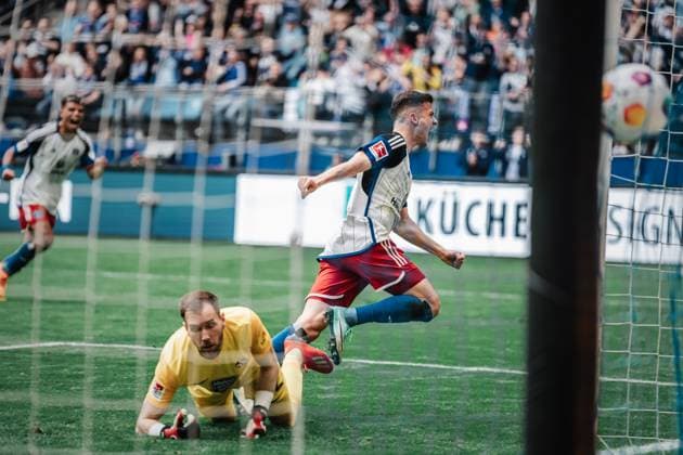 Soccer Men Season 2023 2024 2 Soccer Bundesliga 28 Matchday Hamburger SV vs 1 FC Kaiserslautern 06 04 2024 Laszlo Benes 8, HSV celebrates his goal Hamburg Volksparkstadion Hamburg Germany