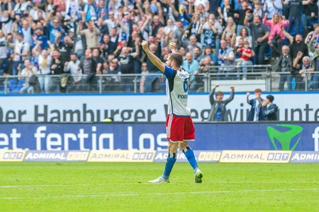 Soccer I Men I Season 2023 2024 I 2 Bundesliga I 28 Matchday I Hamburger SV 1 FC Kaiserslautern I 06 04 2024 Lukasz Poreba 6, Hamburger SV cheers for the goal Hamburg Volksparkstadion Hamburg Germany Copyright: xLobecax xHenningxRohlfsx