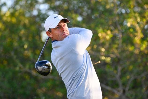 SAN ANTONIO, TX - APRIL 05: Rory McIlroy (NIR) watches his tee shot on 10 during Rd2 of the Valero Texas Open at TPC San Antonio (Oaks Course) on April 5, 2024, in San Antonio, Texas. (Photo by Ken Murray Icon Sportswire) GOLF: APR 05 PGA, Golf Herren Valero Texas Open EDITORIAL USE ONLY Icon2404050022