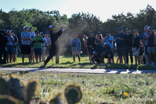 SAN ANTONIO, TX - APRIL 05: Hideki Matsuyama (JPN) hits his approach shot from the rough on 11 during Rd2 of the Valero Texas Open at TPC San Antonio (Oaks Course) on April 5, 2024, in San Antonio, Texas. (Photo by Ken Murray Icon Sportswire) GOLF: APR 05 PGA, Golf Herren Valero Texas Open EDITORIAL USE ONLY Icon2404050572
