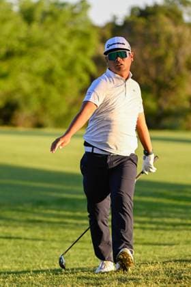 SAN ANTONIO, TX - APRIL 05: Ryo Hisatsune (JPN) reacts to his second shot on 8 during Rd2 of the Valero Texas Open at TPC San Antonio (Oaks Course) on April 5, 2024, in San Antonio, Texas. (Photo by Ken Murray Icon Sportswire) GOLF: APR 05 PGA, Golf Herren Valero Texas Open EDITORIAL USE ONLY Icon2404050722