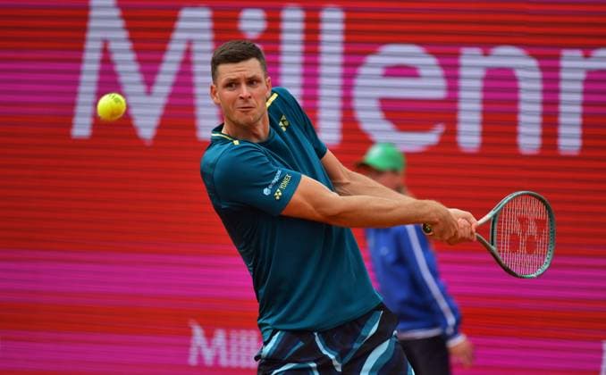 Hubert Hurkacz Poland reaches the final at the Estoril Open in Portugal Estoril Open, Portugal, April 6, 2024 Hubert Hurkacz Poland reaches the final of an international clay court tournament for the first time at the Estoril Open in Portugal with a 6 3, 3 6 and 6 3 win over Chiles Cristian Garin Estoril Estoril Tennis Club Lisbon Portugal