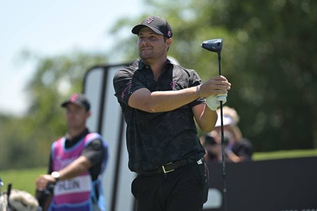 DORAL, FL - APRIL 06 Professional Golfer Peter Uihlein in action during LIV Golf Miami on April 6, 2024, at Trump National Doral Miami in Doral, FL. (Photo by Michele Eve Sandberg Icon Sportswire) GOLF: APR 06 LIV Golf League Miami EDITORIAL USE ONLY Icon24040638401