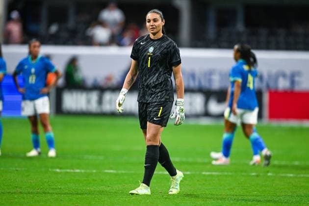 ATLANTA, GA Ã APRIL 06: Brazil goalkeeper Lorena (1) reacts during the SheBelieves Cup match between Brazil and Canada on April 06, 2024 at Mercedes-Benz Stadium in Atlanta, GA. (Photo by Rich von Biberstein Icon Sportswire) SOCCER: APR 06 Women s SheBelieves Cup - Brazil vs Canada EDITORIAL USE ONLY Icon240405034