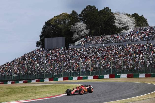 55 SAINZ Carlos (spa), Scuderia Ferrari SF-24, action during the Formula 1 MSC Cruises Japanese Grand Prix 2024, 4th round of the 2024 Formula One World Championship, WM, Weltmeisterschaft from April 5 to 7, 2024 on the Suzuka International Racing Course, in Suzuka, Japan - F1 - JAPANESE GRAND PRIX 2024 DPPI Panoramic  240407_R04_GIAPPONE__LF35881