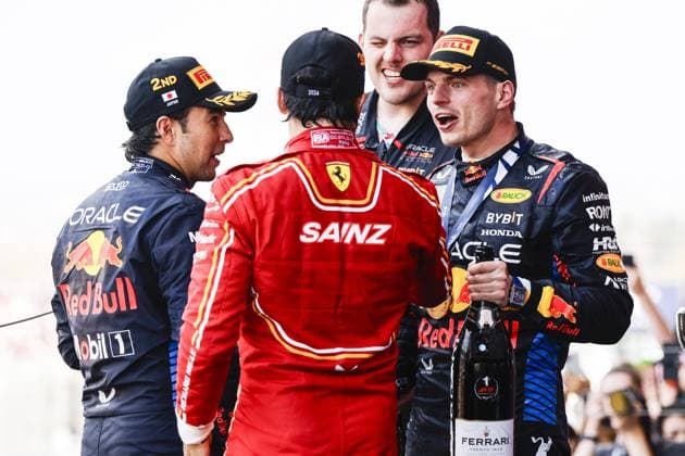 VERSTAPPEN Max (ned), Red Bull Racing RB20, portrait, PEREZ Sergio (mex), Red Bull Racing RB20, portrait, SAINZ Carlos (spa), Scuderia Ferrari SF-24, portrait during the Formula 1 MSC Cruises Japanese Grand Prix 2024, 4th round of the 2024 Formula One World Championship, WM, Weltmeisterschaft from April 5 to 7, 2024 on the Suzuka International Racing Course, in Suzuka, Japan - F1 - JAPANESE GRAND PRIX 2024 DPPI Panoramic 240407_R04_GIAPPONE__LF36206